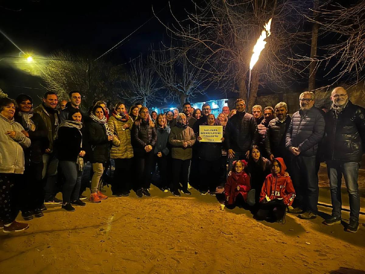 LLEGÓ EL GAS NATURAL A BARRIO LATINO Y PALERMO