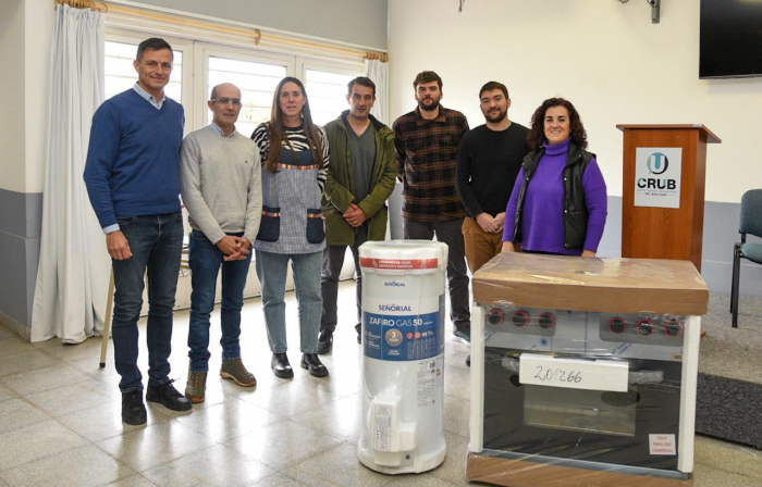 EQUIPAMIENTO ESCOLAR PARA BOLÍVAR
