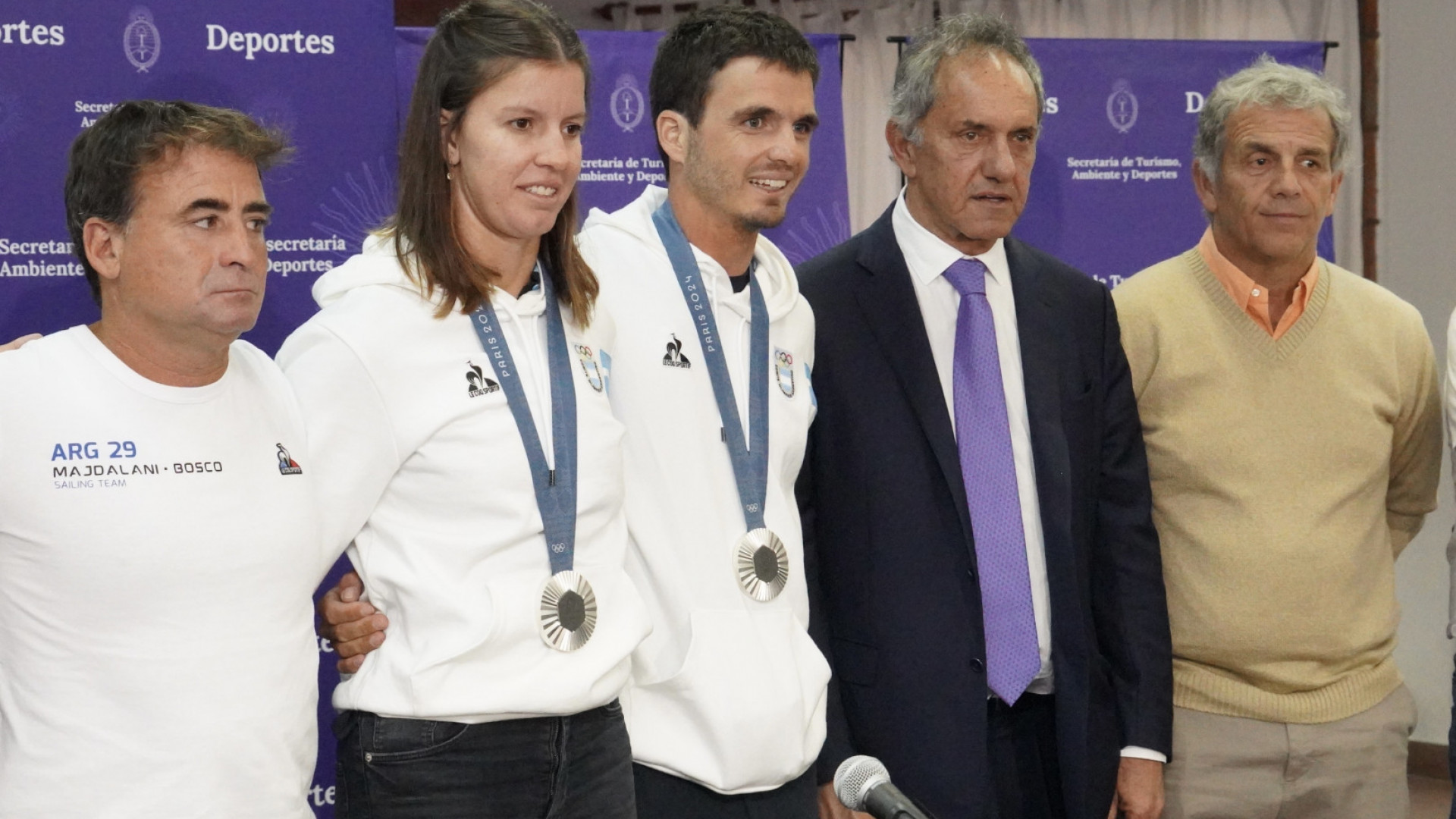 LOS MEDALLISTAS DE VELA EN PARÍS DEJARON SU HUELLA EN EL CENARD