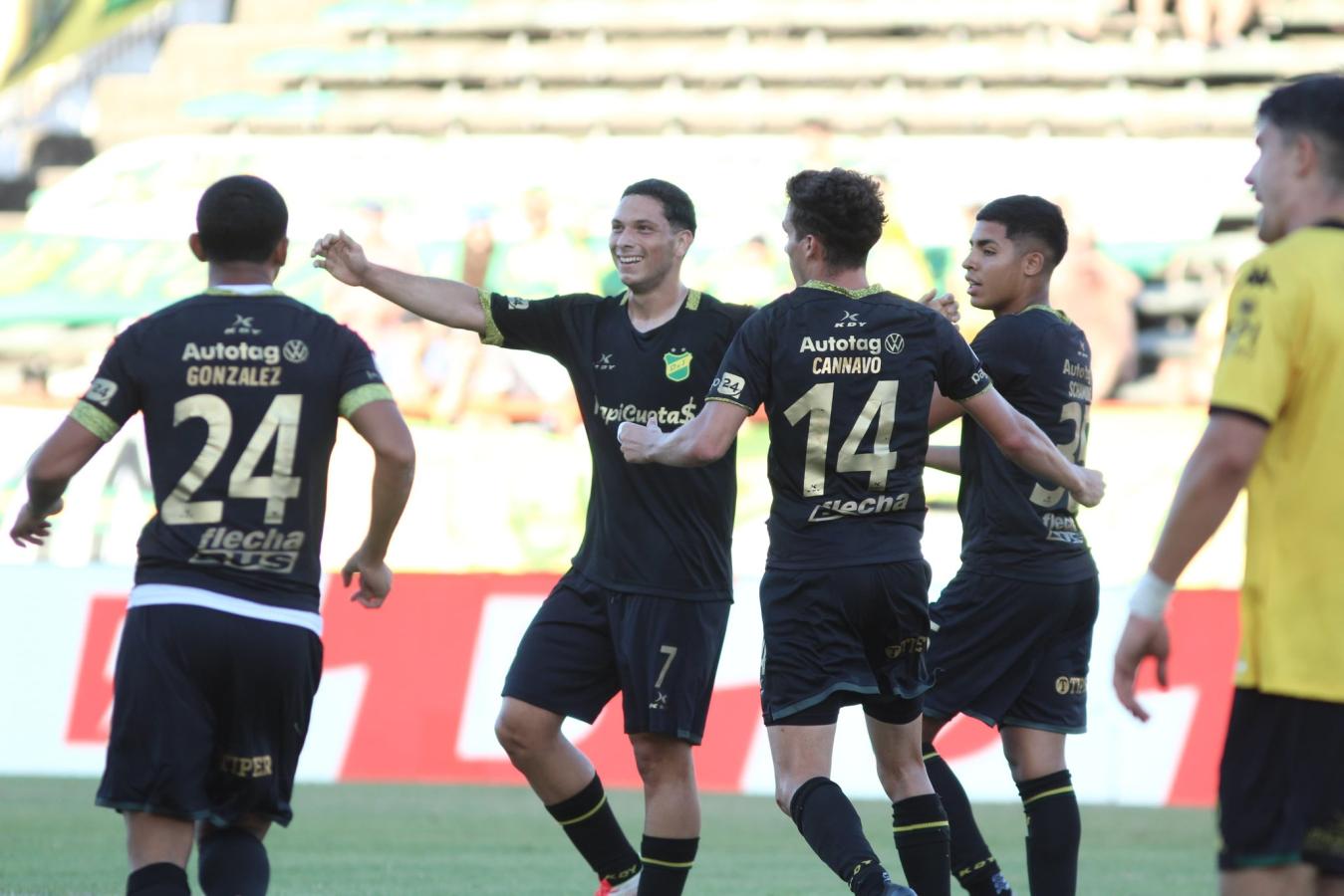 DEFENSA Y JUSTICIA LOGRÓ SU MAYOR GOLEADA EN PRIMERA DIVISIÓN