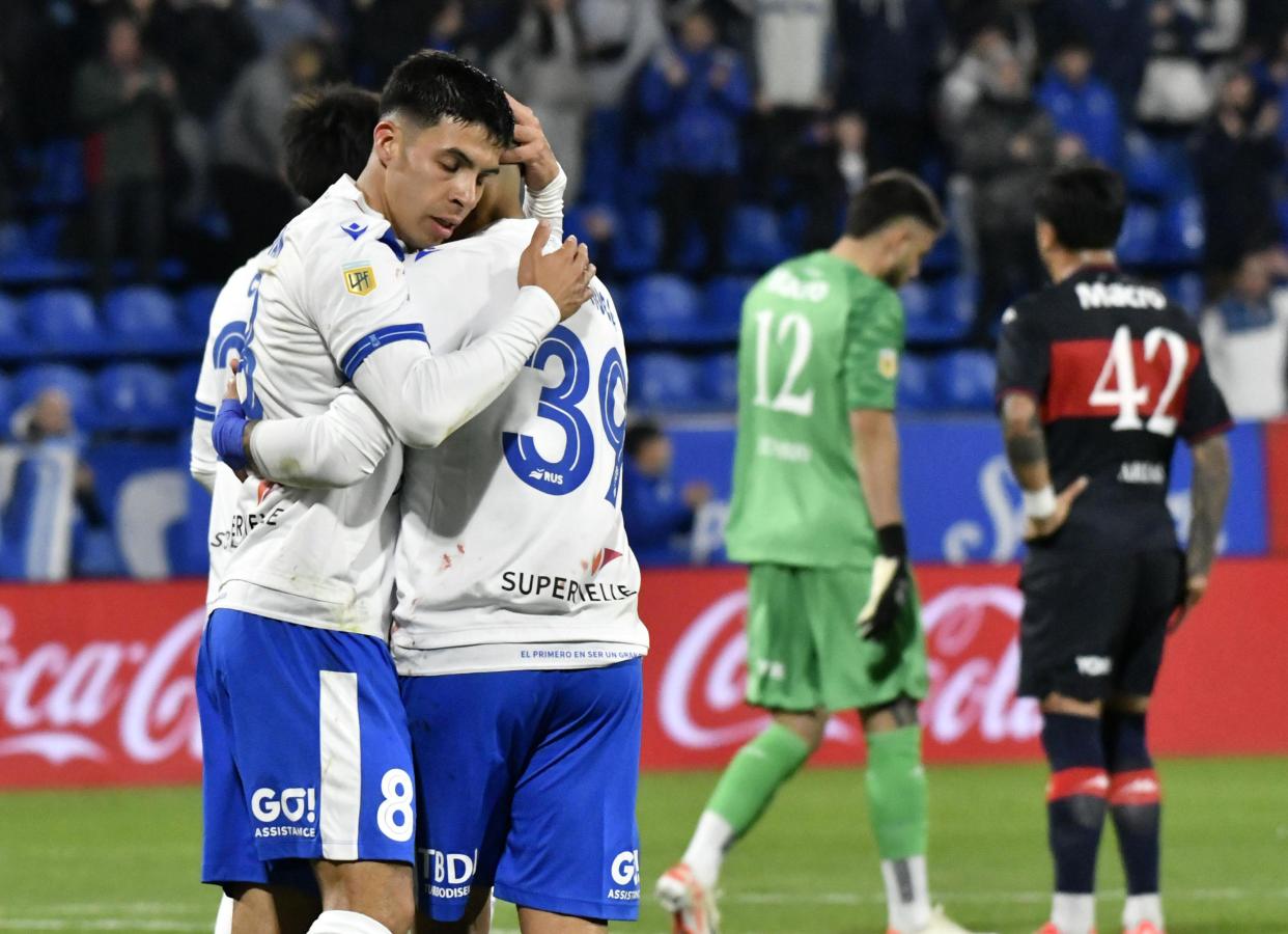 VÉLEZ ESTRENÓ SU TÍTULO CON UN TRIUNFO FRENTE A TIGRE