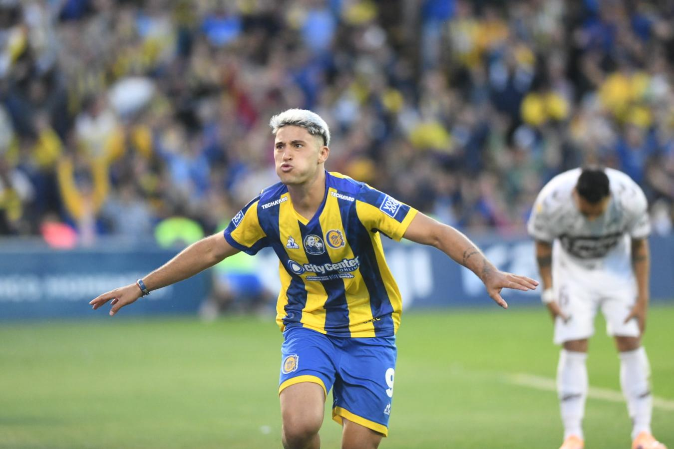 EN MEMORIA DE RUSSO, CENTRAL OBTUVO UNA VICTORIA CON AROMA A LIBERTADORES