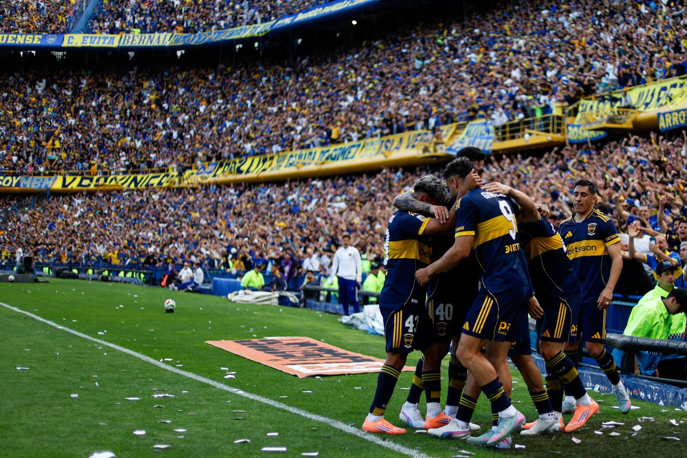 SIFONAZO EN LA COPA: BOCA APLASTÓ A RIVER EN EL SUPERCLÁSICO Y ASEGURÓ SU VUELTA A LA LIBERTADORES
