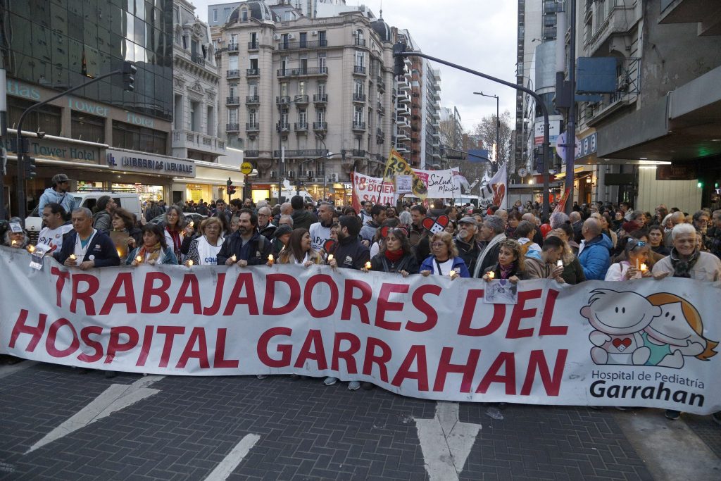 LOS TRABAJADORES DEL GARRAHAN LOGRARON UN AUMENTO DEL 61% EN EL SALARIO BÁSICO